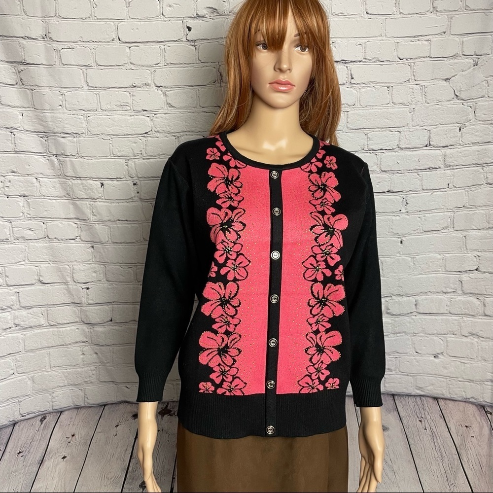 New Wool Silk Blend Black With Front Pink Floral Pattern Cardigan Sweater Size M